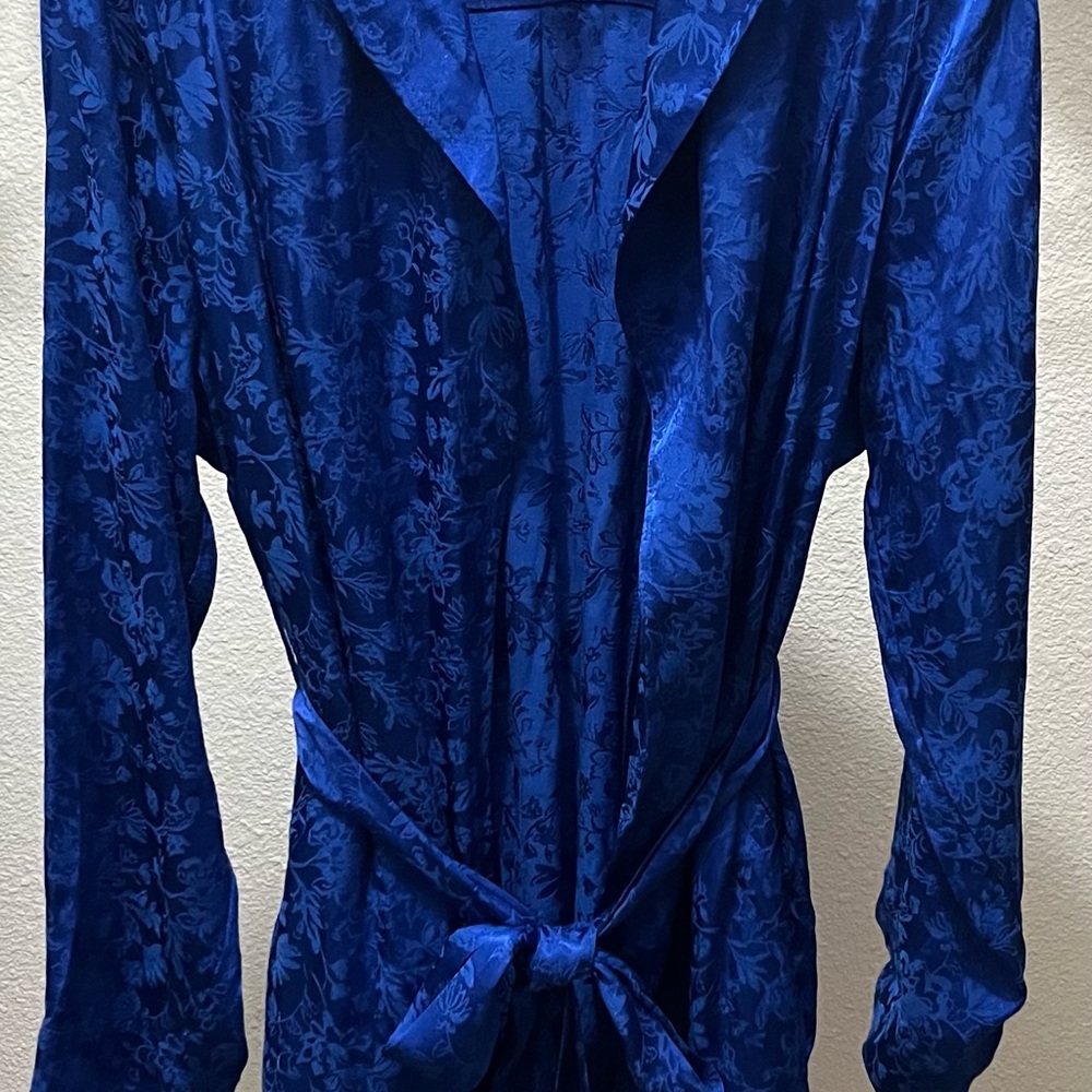Torrid Royal Blue Floral Kimono
